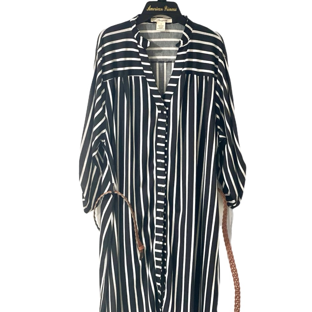 Black and White Dolman Sleeve Shirt Dress